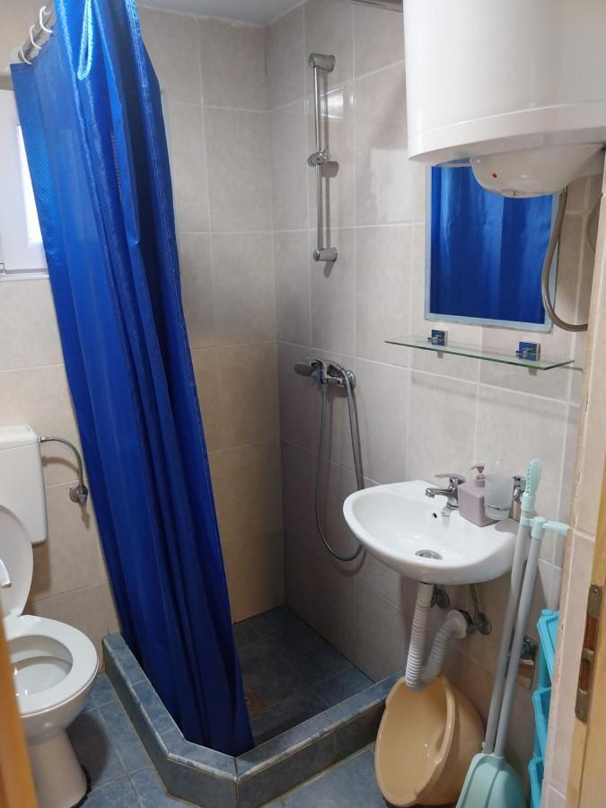 Petkovic Apartmani 1 Тиват Екстер'єр фото