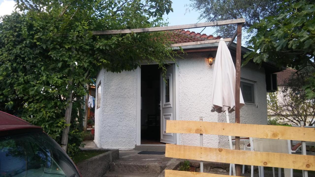 Petkovic Apartmani 1 Тиват Екстер'єр фото